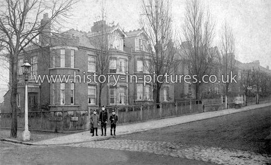 Woodside Park Road, Woodside Park, London. c.1908.